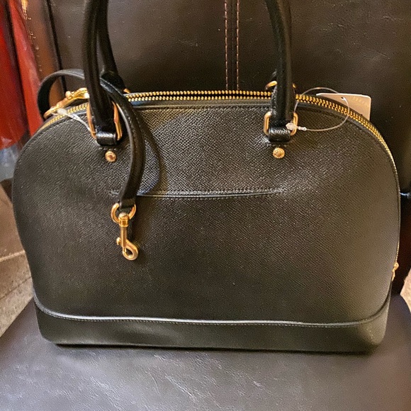 PRICE IS ABSOLUTELY FIRM. Coach Sierra LRGE Satche - Picture 3 of 7